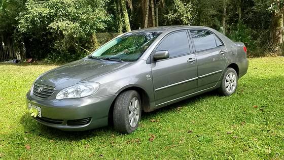 TOYOTA COROLLA 1.8 XEI 16V GASOLINA 4P AUTOMÁTICO TOYOTA COROLLA 1.8 XEI 16V GASOLINA 4P AUTOMÁTICO